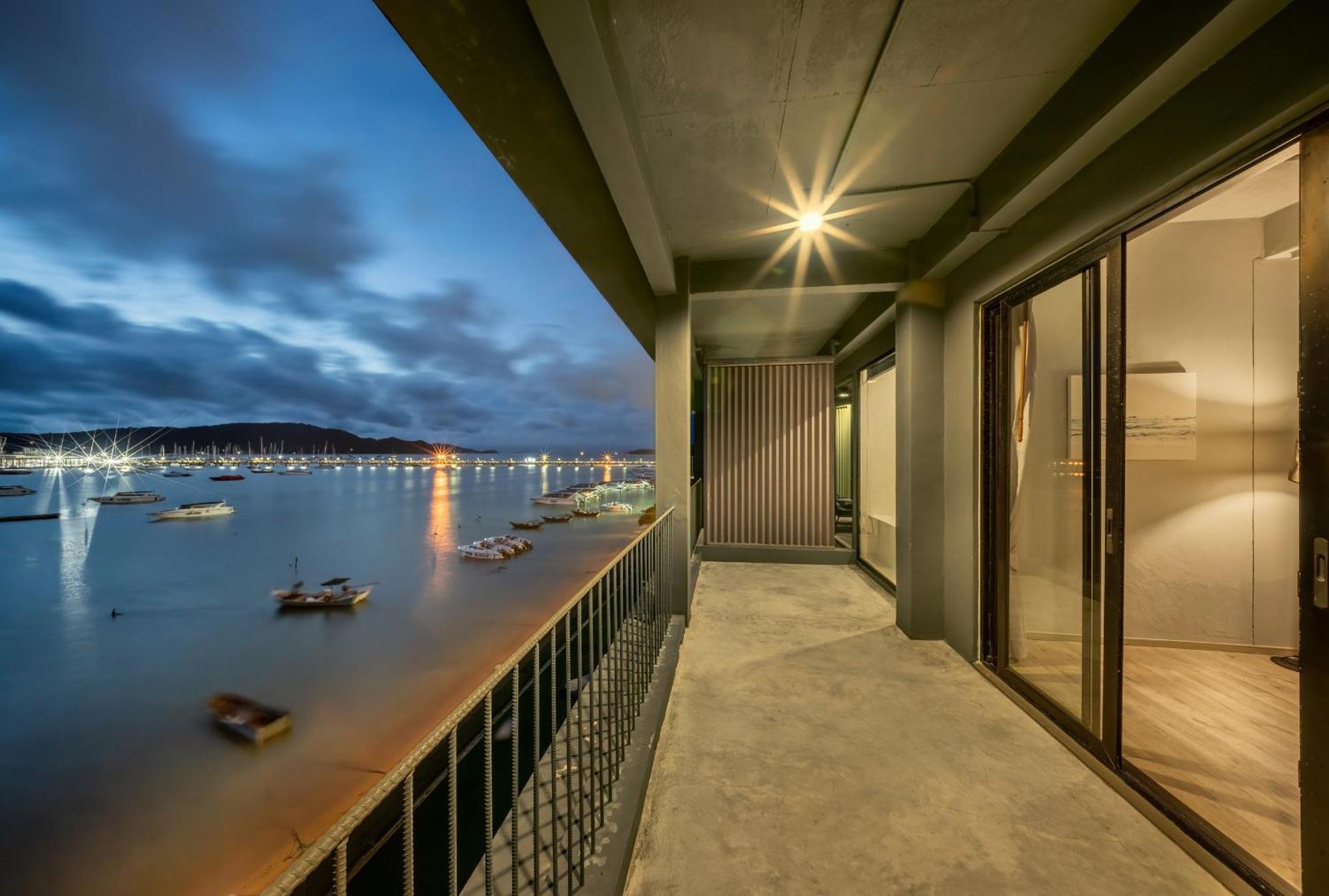 Shin Arch39 Phuket Beach Front - Sha Plus Chalong Bagian luar foto