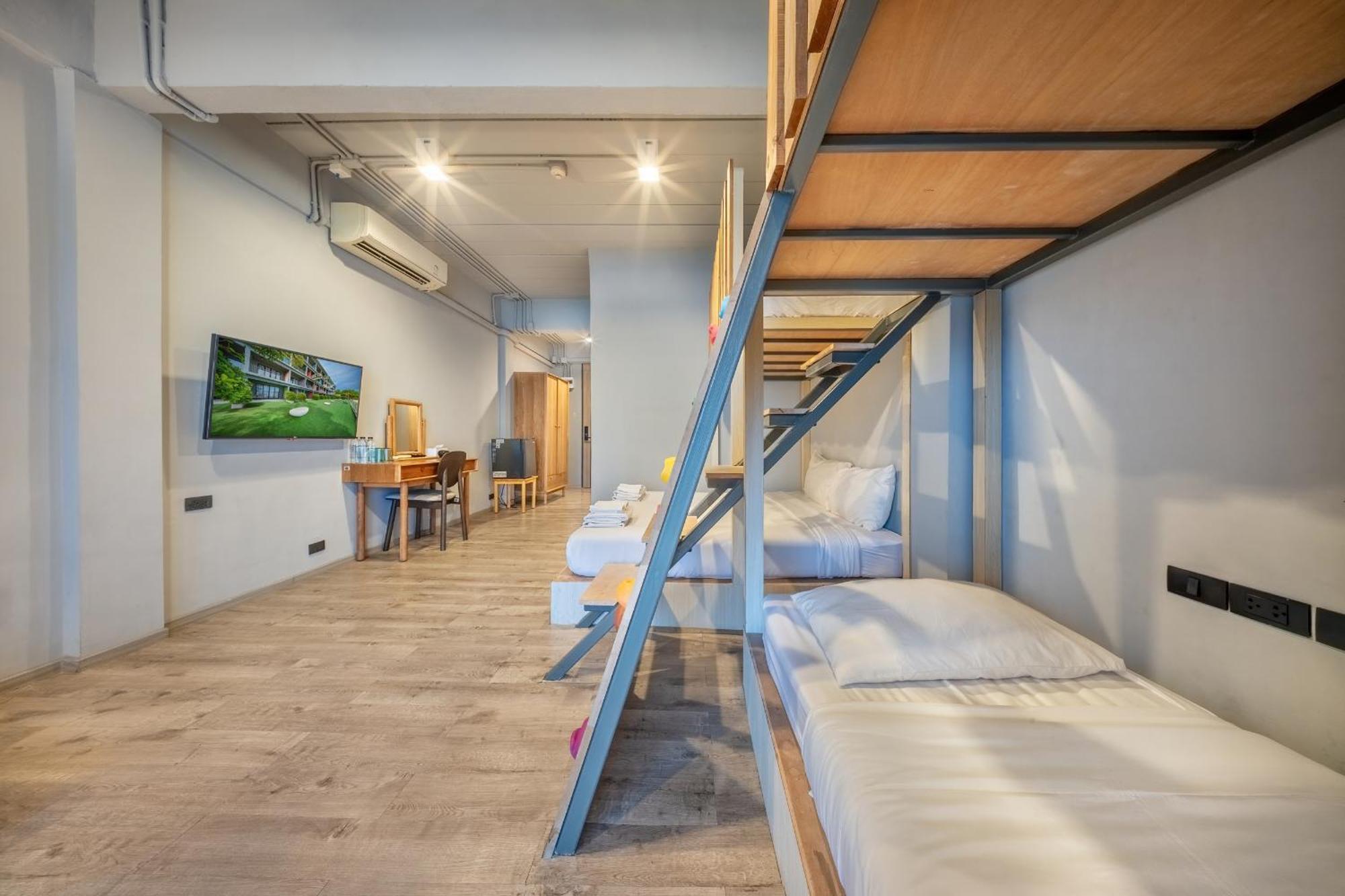 Shin Arch39 Phuket Beach Front - Sha Plus Chalong Bagian luar foto